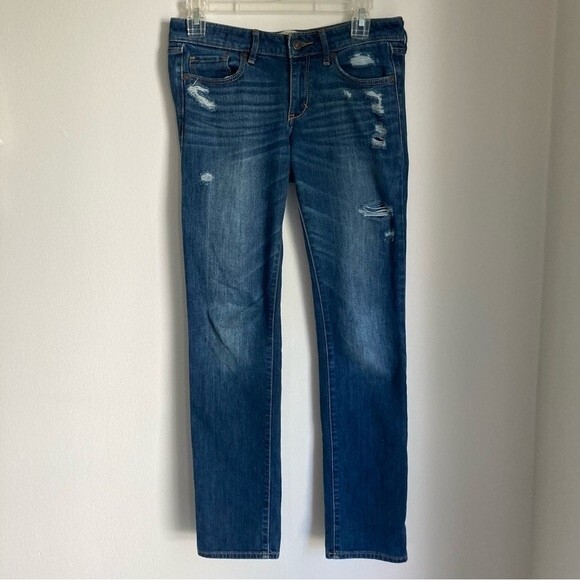 Abercrombie & Fitch Women’s skinny jeans size 2s (26W and 31L) distressed Denim! - Picture 1 of 9